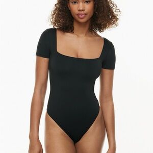 Aritzia babaton squareneck